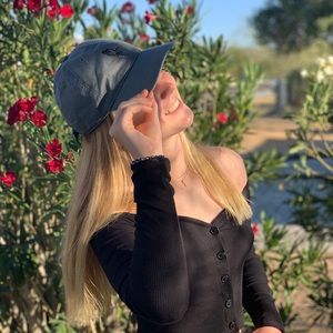 Meet your Posher, Catey